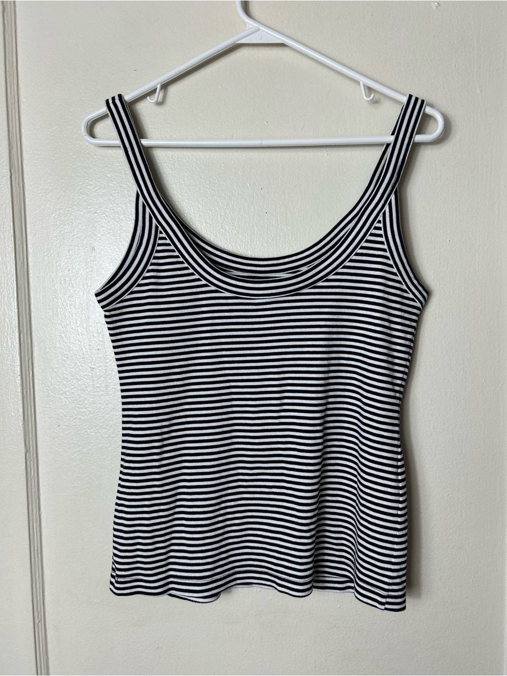 & Other stories black white striped rib knit basic tank top womens M - Picture 5 of 7